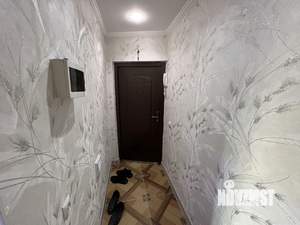 2-к квартира, вторичка, 42м2, 9/9 этаж