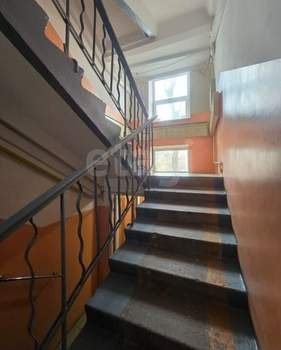 2-к квартира, вторичка, 45м2, 1/5 этаж