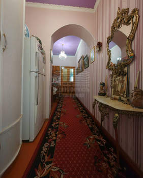 3-к квартира, вторичка, 74м2, 1/1 этаж