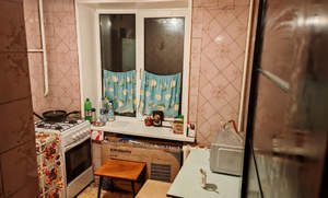 3-к квартира, вторичка, 50м2, 1/5 этаж