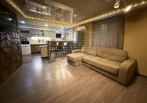 1-к квартира, вторичка, 62м2, 1/5 этаж