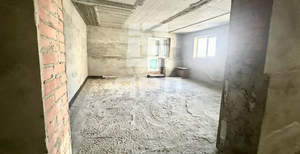 8-к квартира, вторичка, 302м2, 1/3 этаж