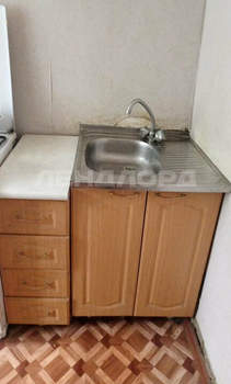 2-к квартира, вторичка, 43м2, 1/5 этаж