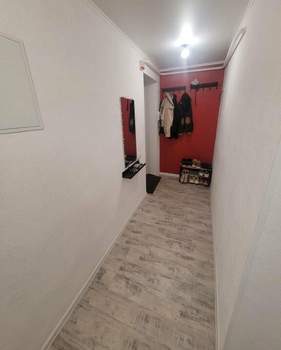 2-к квартира, вторичка, 46м2, 1/5 этаж