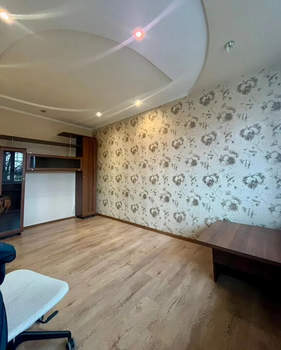 2-к квартира, вторичка, 43м2, 1/5 этаж