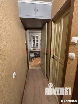 2-к квартира, вторичка, 42м2, 1/4 этаж