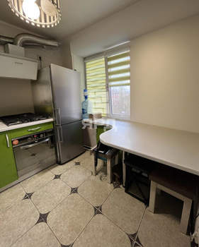 2-к квартира, вторичка, 42м2, 5/5 этаж