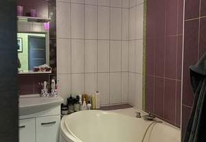 3-к квартира, вторичка, 72м2, 1/3 этаж