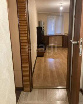 3-к квартира, вторичка, 55м2, 1/4 этаж