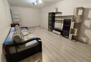 2-к квартира, вторичка, 57м2, 1/10 этаж
