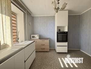 4-к квартира, вторичка, 61м2, 3/5 этаж