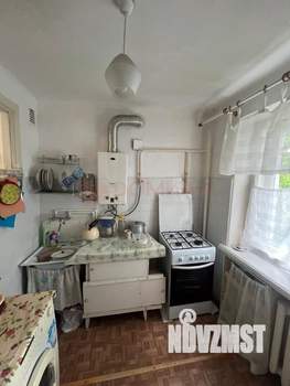 2-к квартира, вторичка, 43м2, 1/4 этаж