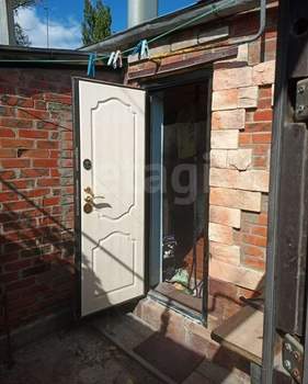 2-к квартира, вторичка, 33м2, 1/1 этаж