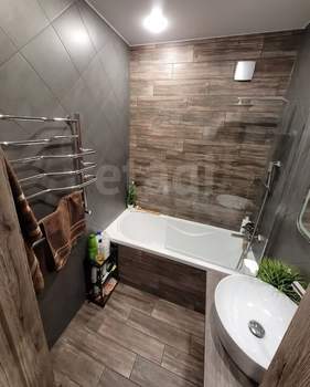 2-к квартира, вторичка, 61м2, 4/5 этаж