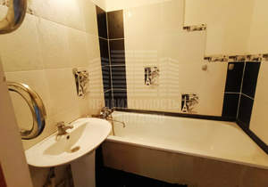2-к квартира, вторичка, 51м2, 5/5 этаж