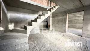 6-к квартира, вторичка, 302м2, 1/3 этаж