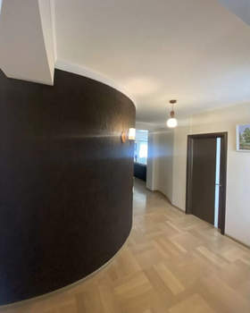 6-к квартира, вторичка, 239м2, 4/5 этаж