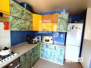2-к квартира, вторичка, 44м2, 1/4 этаж