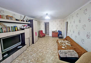 3-к квартира, вторичка, 59м2, 1/1 этаж