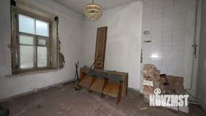 4-к квартира, вторичка, 99м2, 1/1 этаж