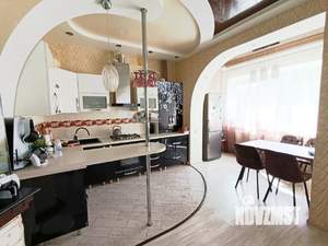 3-к квартира, вторичка, 78м2, 1/3 этаж