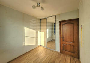 3-к квартира, вторичка, 58м2, 5/5 этаж