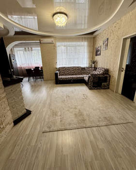3-к квартира, вторичка, 78м2, 1/3 этаж