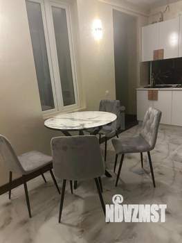 3-к квартира, вторичка, 70м2, 1/1 этаж