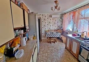3-к квартира, вторичка, 59м2, 1/1 этаж