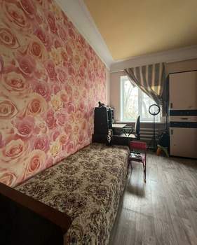 3-к квартира, вторичка, 74м2, 3/3 этаж