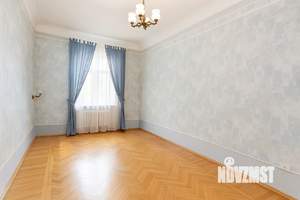 3-к квартира, вторичка, 90м2, 2/4 этаж