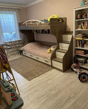 2-к квартира, вторичка, 52м2, 1/5 этаж