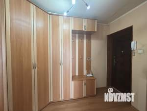 4-к квартира, вторичка, 61м2, 3/5 этаж