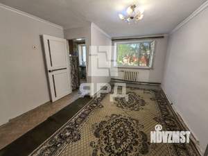 2-к квартира, вторичка, 42м2, 1/3 этаж