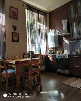 2-к квартира, вторичка, 64м2, 2/2 этаж
