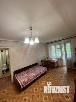 2-к квартира, вторичка, 43м2, 1/4 этаж