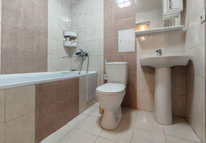 2-к квартира, вторичка, 56м2, 1/10 этаж