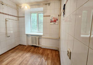 2-к квартира, вторичка, 45м2, 1/9 этаж