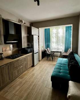 2-к квартира, вторичка, 75м2, 1/5 этаж