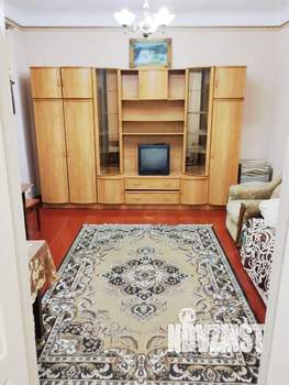2-к квартира, вторичка, 35м2, 1/1 этаж