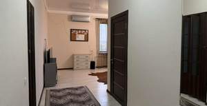 2-к квартира, вторичка, 72м2, 9/9 этаж