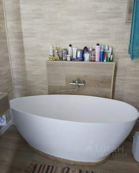 3-к квартира, вторичка, 68м2, 1/1 этаж