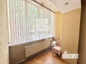 2-к квартира, вторичка, 72м2, 1/3 этаж