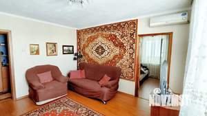 4-к квартира, вторичка, 65м2, 9/9 этаж