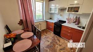 2-к квартира, вторичка, 42м2, 1/5 этаж