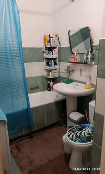 2-к квартира, вторичка, 71м2, 1/5 этаж