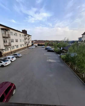 2-к квартира, вторичка, 82м2, 1/3 этаж