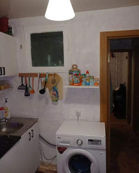 2-к квартира, вторичка, 42м2, 1/2 этаж