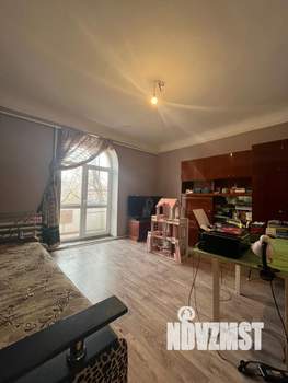 3-к квартира, вторичка, 74м2, 3/3 этаж