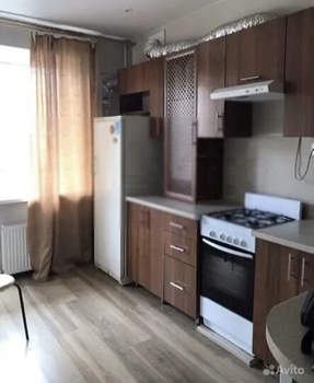 1-к квартира, вторичка, 38м2, 1/3 этаж